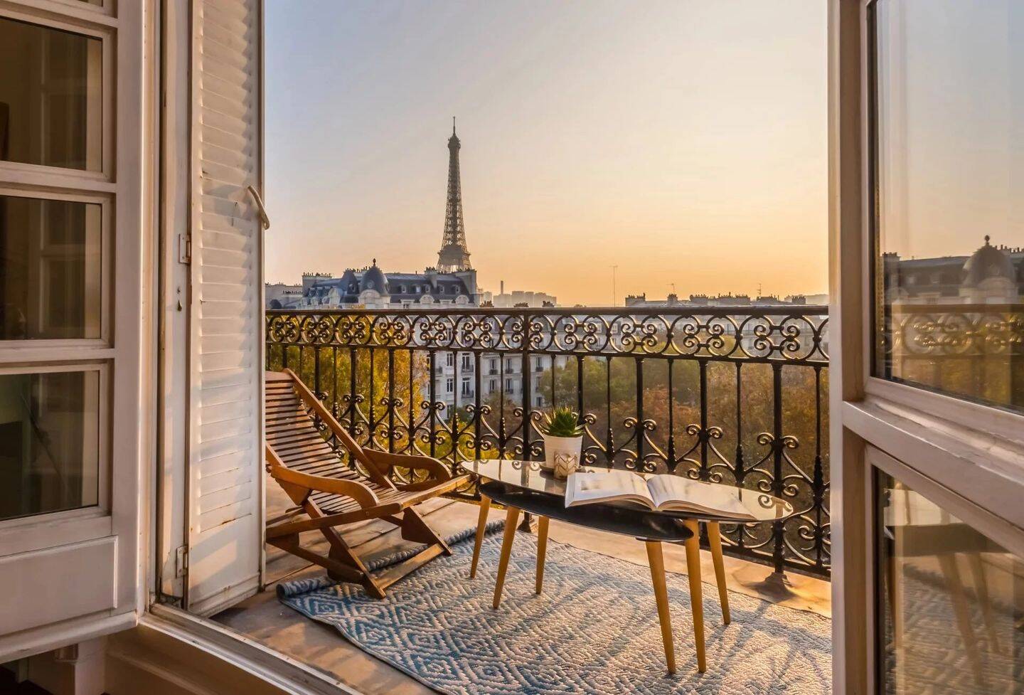 Appartement 5 pièces 113 m² · à Paris 18ème Arrondissement · 113,1 m² · 1 758 000 €