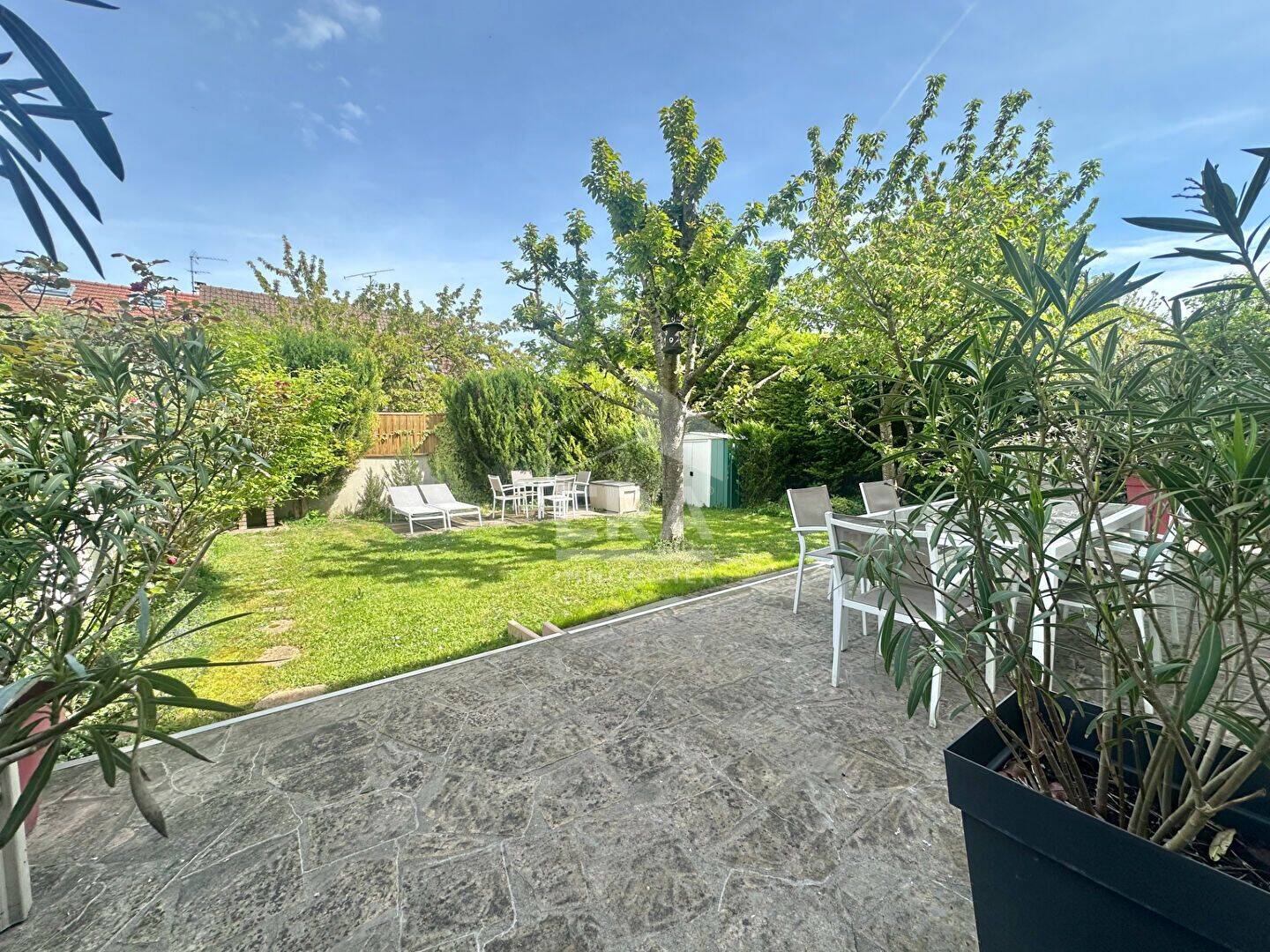 Appartement 6 pièces 160 m² · à Sartrouville · 159,6 m² · 349 900 €