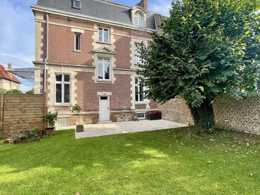 Maison à vendre 879 000 € 8 pièces 6 chambres 390 m² de terrain Compiègne 60200