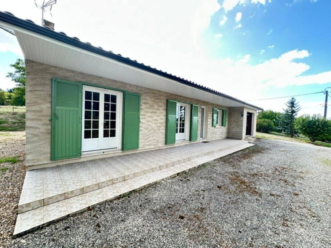 Maison 5 pièces 93 m² · à Voulgézac · 93 m² · 171 200 €