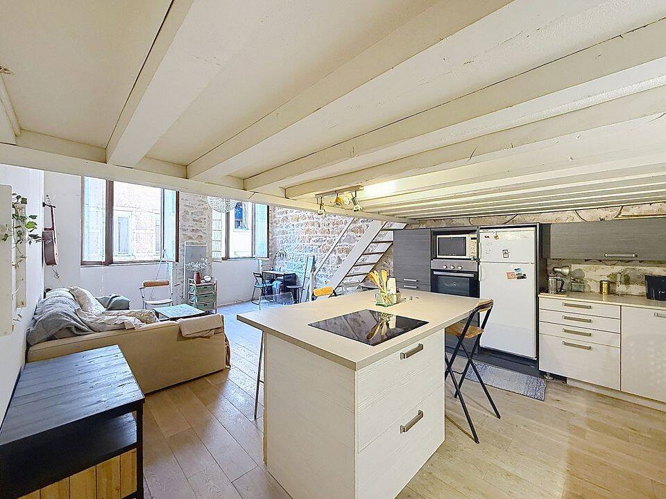 Appartement 2 pièces 48 m² · à Lyon 1er Arrondissement · 47,5 m² · 225 000 €