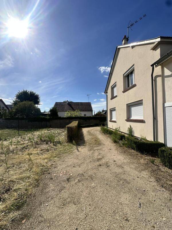 Maison 5 pièces 117 m² · à Saint-Denis-en-Val · 117 m² · 235 000 €