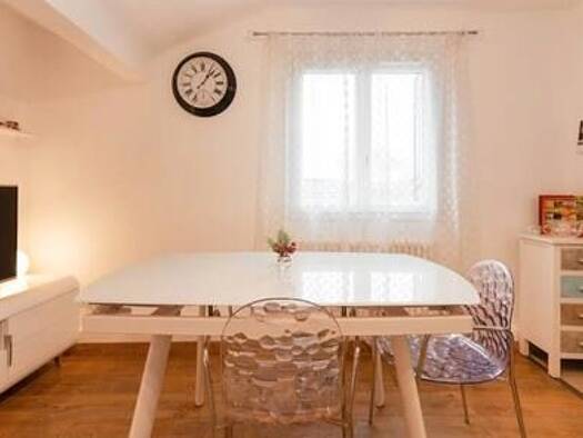 Appartement à louer 780 € 2 pièces 1 chambre 48 m² Lafond La Rochelle 17000