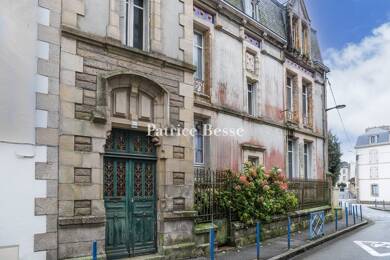 Hôtel particulier à vendre 795 000 € 11 pièces 9 chambres 450 m² 659 m² de terrain Quimper 29000