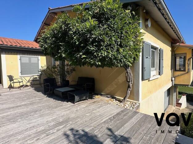 Villa à vendre 729 000 € 6 pièces 4 chambres 145 m² 1 635 m² de terrain Couzon-Au-Mont-d'Or 69270