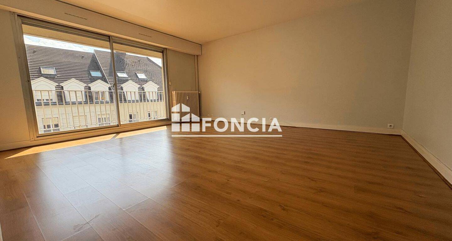 Appartement 3 pièces 74 m² · à Poissy · 74,2 m² · 1 459 €