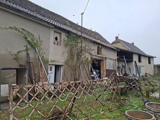 Maison à vendre 99 500 € 5 pièces 3 chambres 155 m² 923 m² de terrain Bois-Sainte-Marie 71800