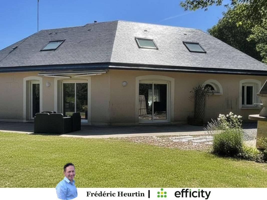 Maison 6 pièces 145 m² · à Saint-Ouën-des-Toits · 145 m² · 330 000 €