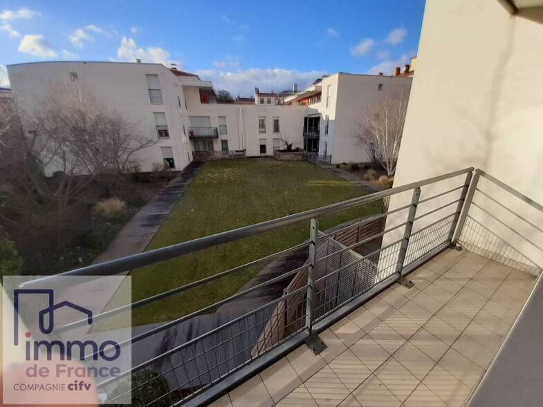Appartement à louer 747 € 2 pièces 1 chambre 34,7 m² 2ème étage Vaise-Rochecardon-Industrie Lyon 9ème 69009
