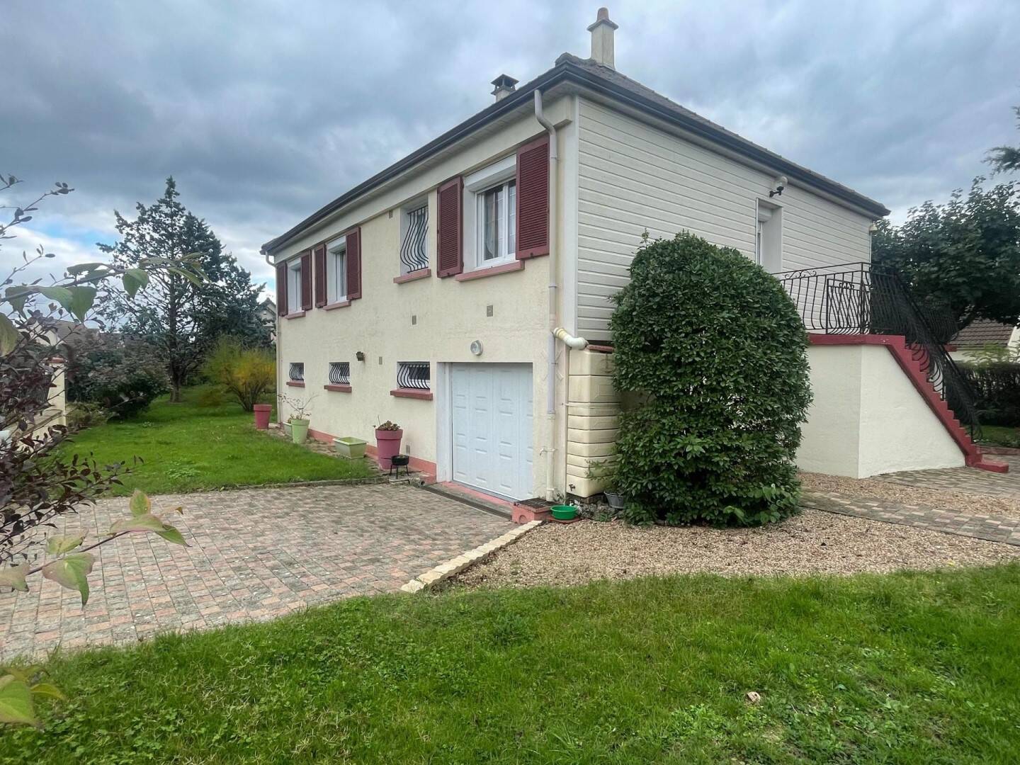 Maison 6 pièces 130 m² · à Mont-près-Chambord · 130 m² · 215 000 €