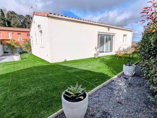 Maison de plain-pied à vendre 220 000 € 4 pièces 3 chambres 80 m² 354 m² de terrain Castelnaudary 11400