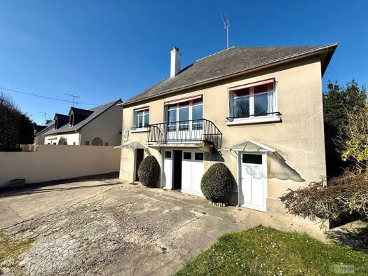 Maison à vendre 415 600 € 3 pièces 2 chambres 85 m² 317 m² de terrain Gare-La Saudrais-La Vicomte Dinard 35800