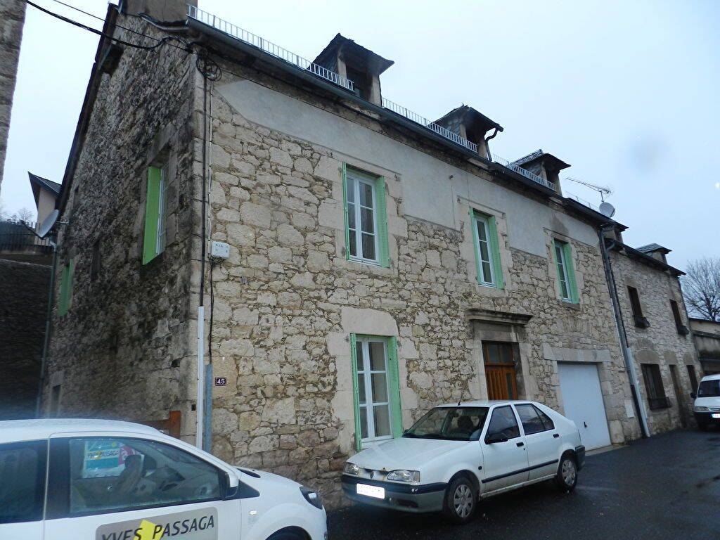 Appartement 4 pièces 104 m² · à Montrozier · 103,5 m² · 650 €/mois