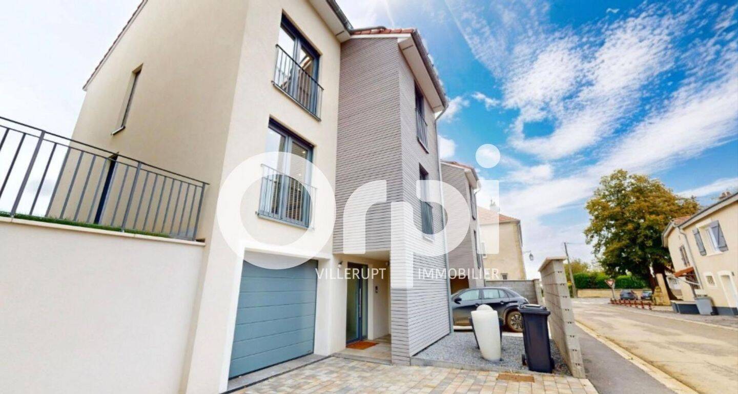 Maison 4 pièces 140 m² · à Villers-la-Montagne · 140 m² · 1 750 €