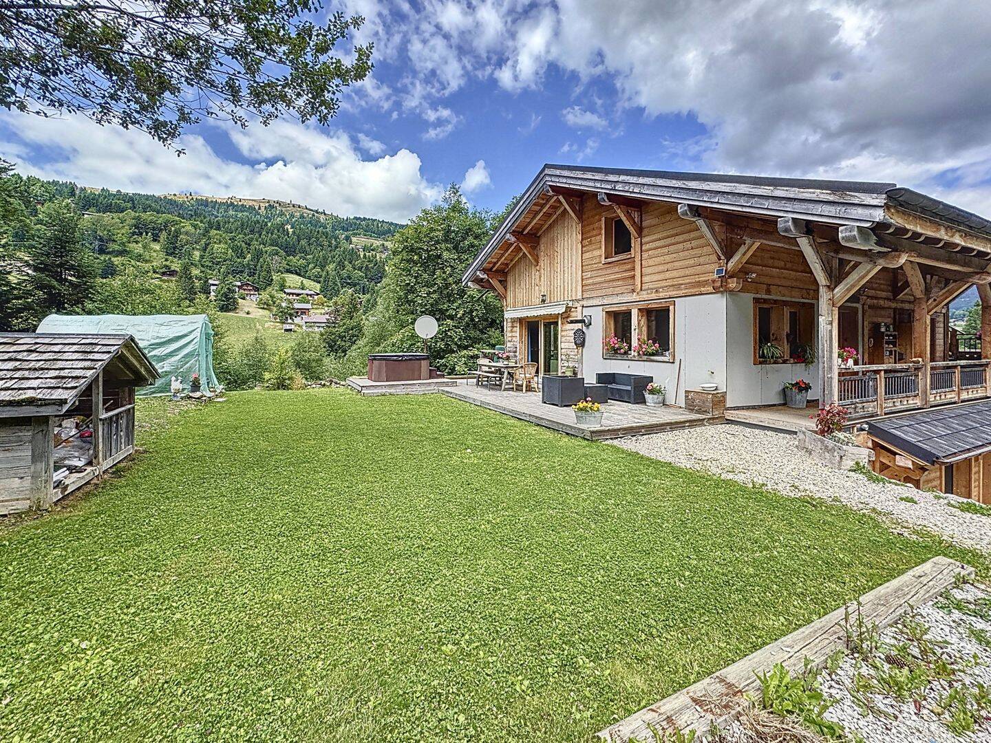 Maison 5 pièces 163 m² · à Les Gets · 162,8 m² · 895 000 €
