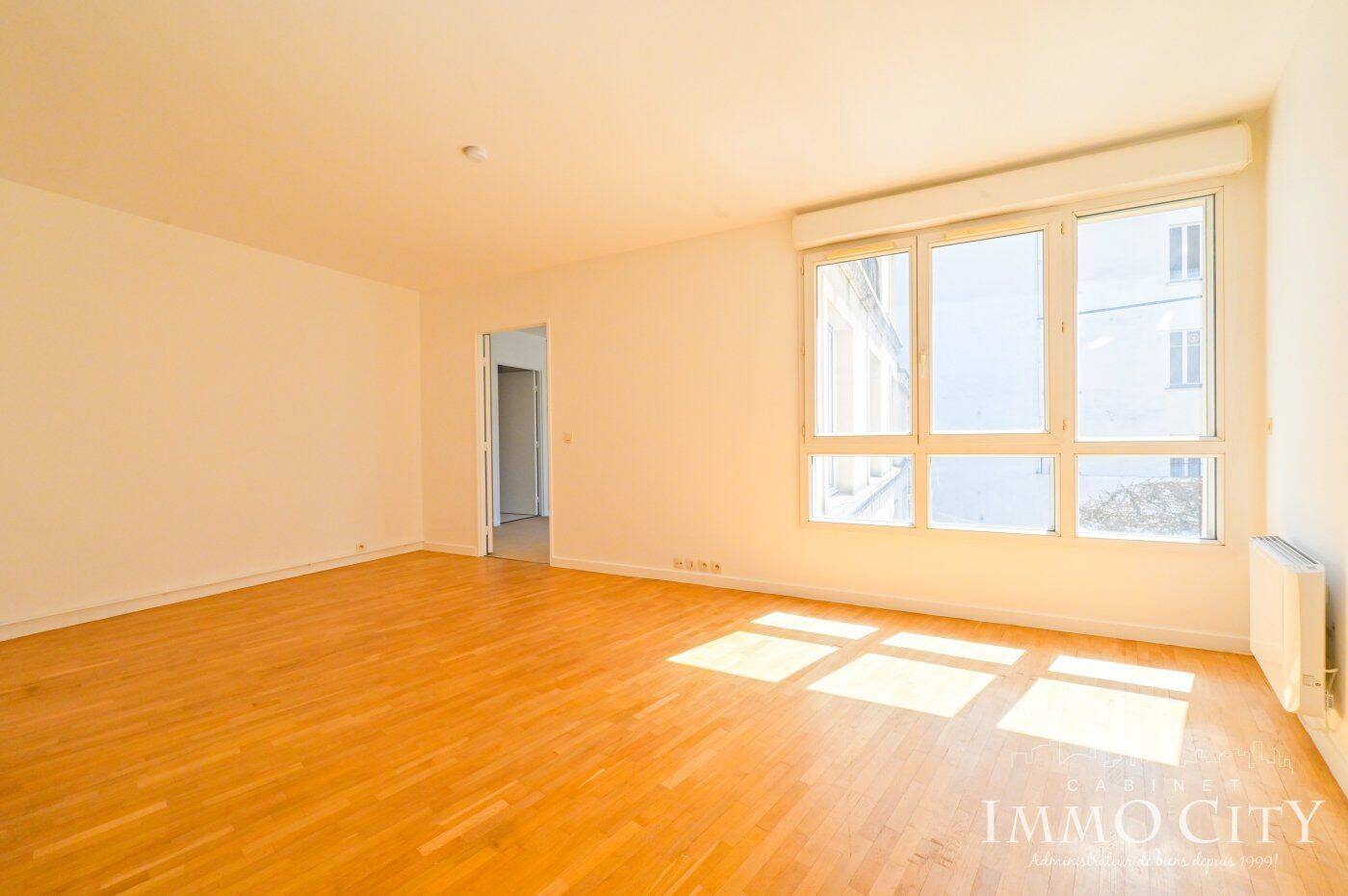 Appartement 2 pièces 44 m² · à Paris 17ème Arrondissement · 43,6 m² · 1 510 €