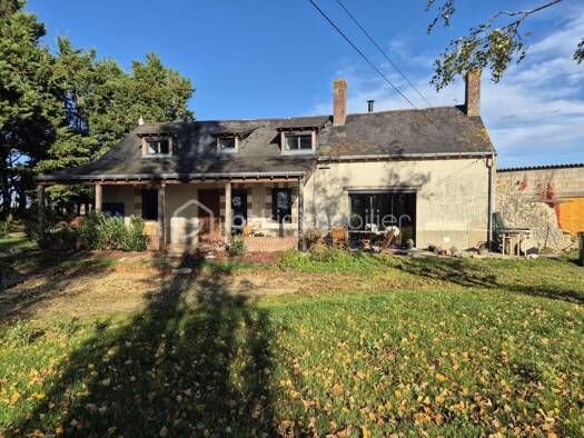 Maison à vendre 235 000 € 4 pièces 3 chambres 123 m² Villiers-au-Bouin 37330