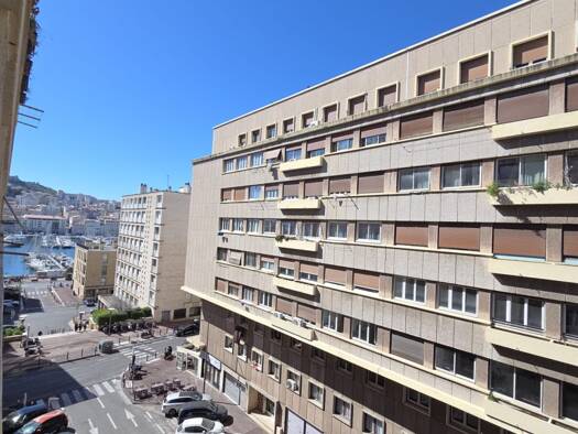 Appartement à vendre 198 000 € 2 pièces 1 chambre 52 m² Étage 3/6 Marseille 2ème arrondissement 13002
