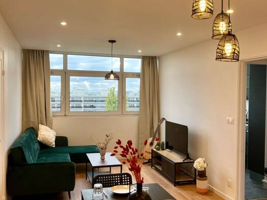 Colocation à louer 500 € 11 m² disponible dès maintenant Village Évry-Courcouronnes 91000