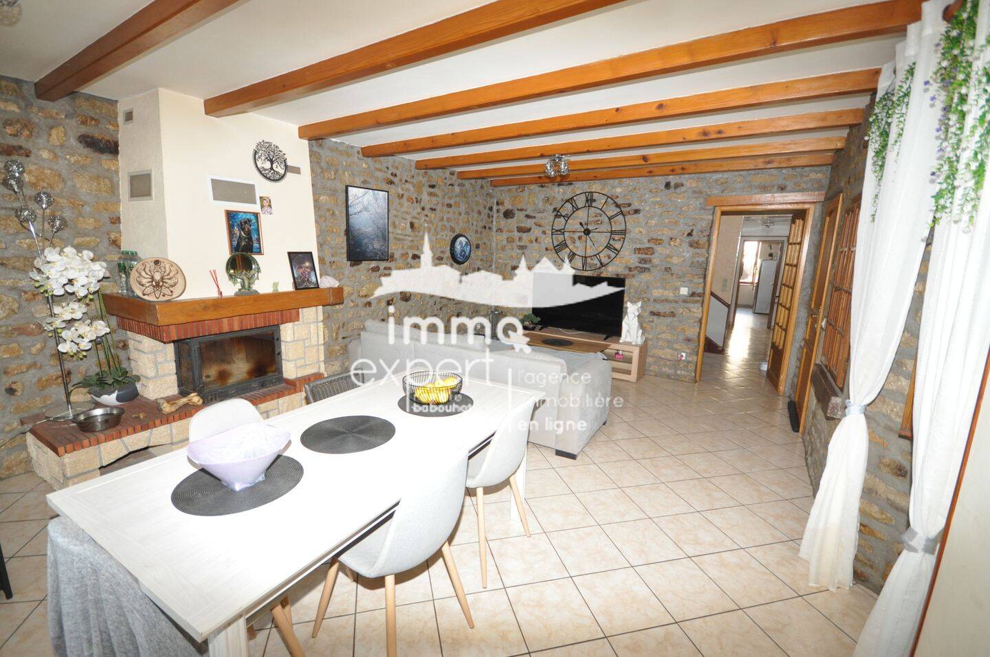 Maison 10 pièces 322 m² · à Vittel · 322 m² · 250 000 €