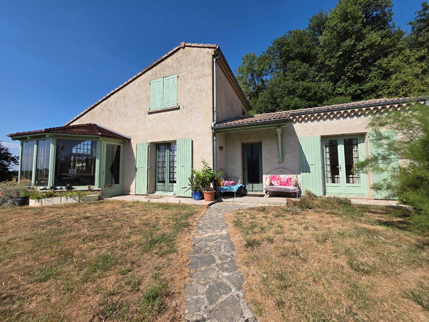 Maison 4 pièces 117 m² · à Chatuzange-le-Goubet · 117 m² · 348 000 €