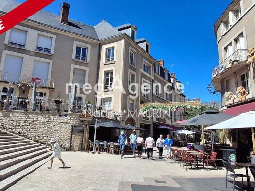 Appartement à vendre 230 000 € 6 pièces 3 chambres 192 m² Étage 2/4 Centre Ville Blois 41000