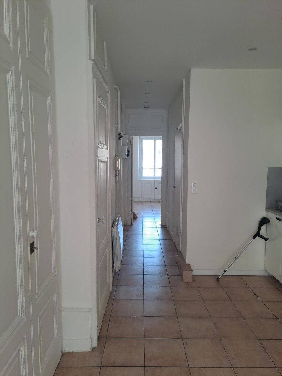 Appartement 2 pièces 46 m² · à Lyon 7ème Arrondissement · 46 m² · 830 €/mois