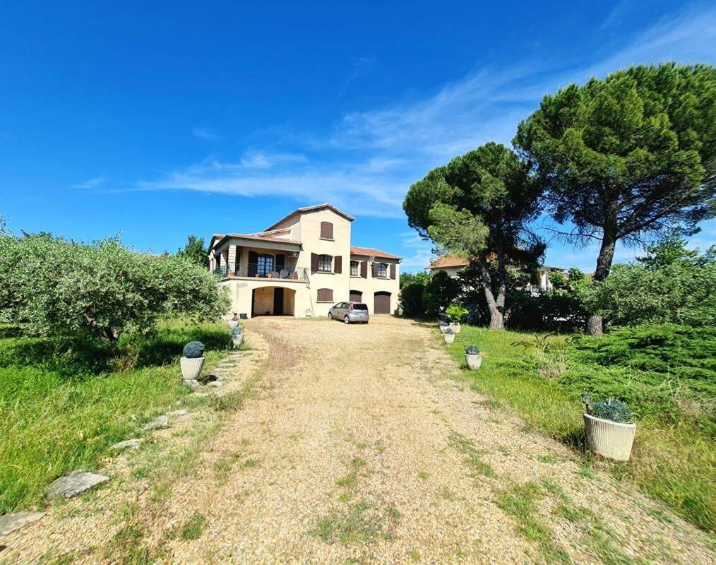 Maison 7 pièces 172 m² · à Alès · 171,9 m² · 330 000 €