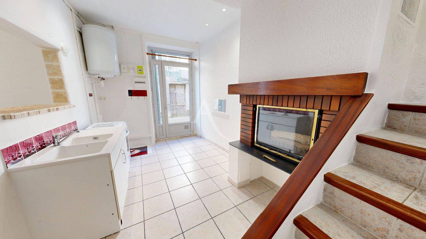 Maison 3 pièces 61 m² · à Sainte-Eulalie · 61,5 m² · 79 900 €