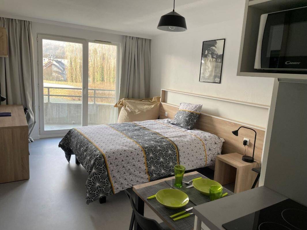 Appartement 1 pièce 23 m² · à Le Bourget-du-Lac · 23 m² · 599 €