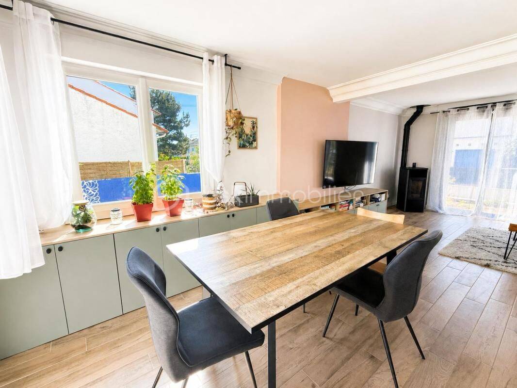 Maison 8 pièces 149 m² · à Saint-Sébastien-sur-Loire · 149 m² · 598 000 €
