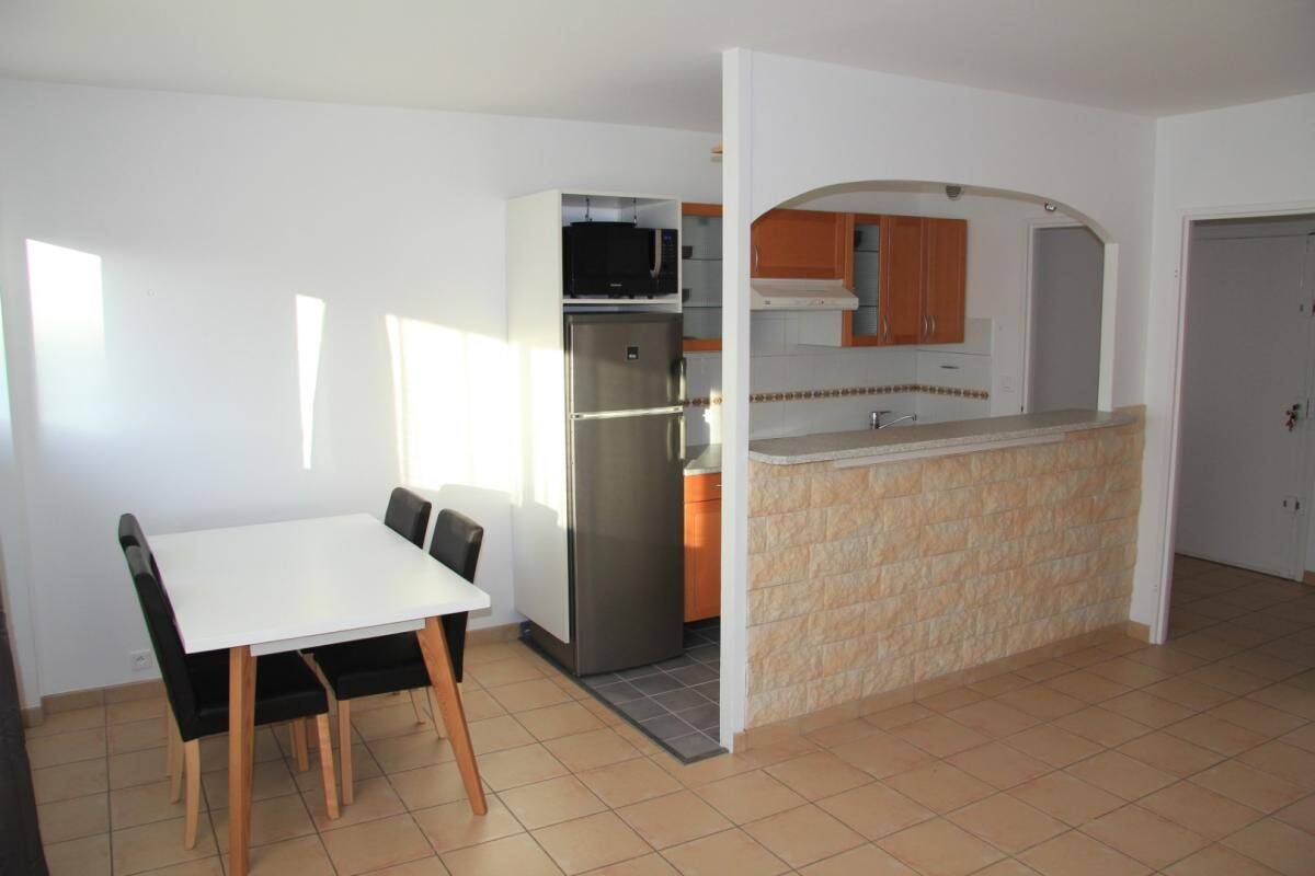 Appartement 2 pièces 50 m² · à Paris 12ème Arrondissement · 50 m² · 1 451 €