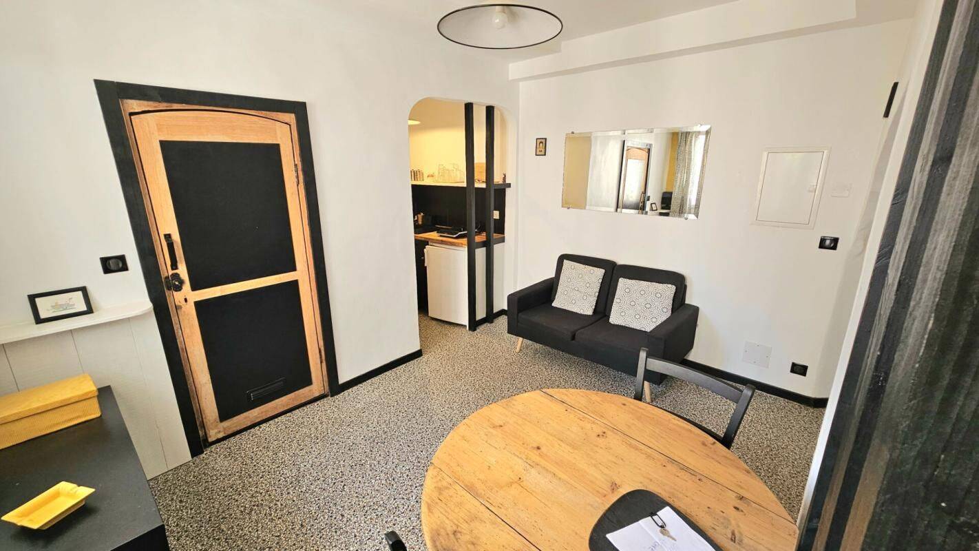 Appartement 1 pièce 18 m² · à Claviers · 18 m² · 50 000 €