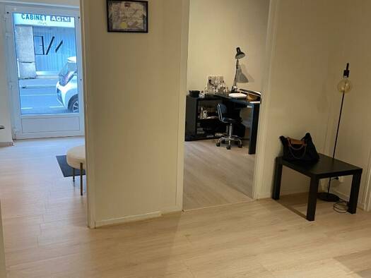 Local commercial à louer 456 € 33 m² de surface de vente La Haire Vigné Caen 14000