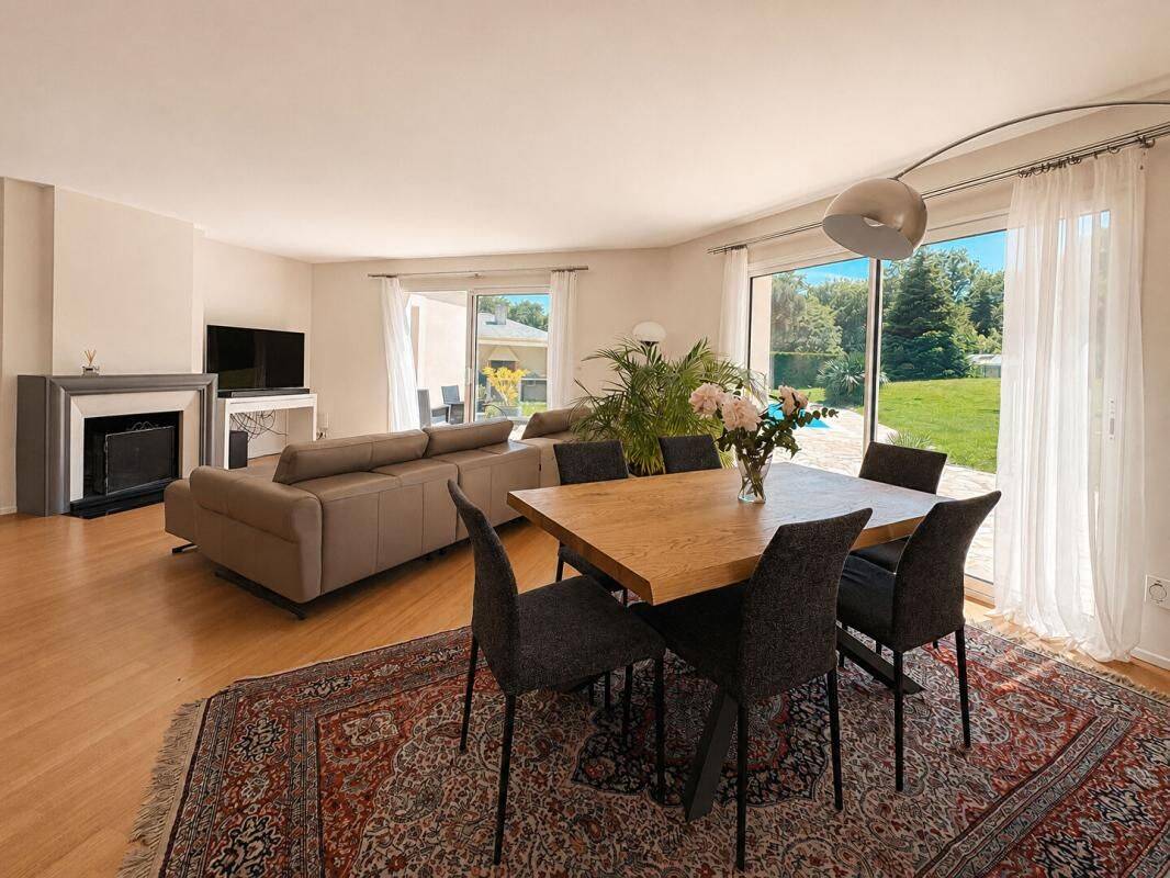 Maison 7 pièces 175 m² · à Sautron · 175 m² · 669 900 €