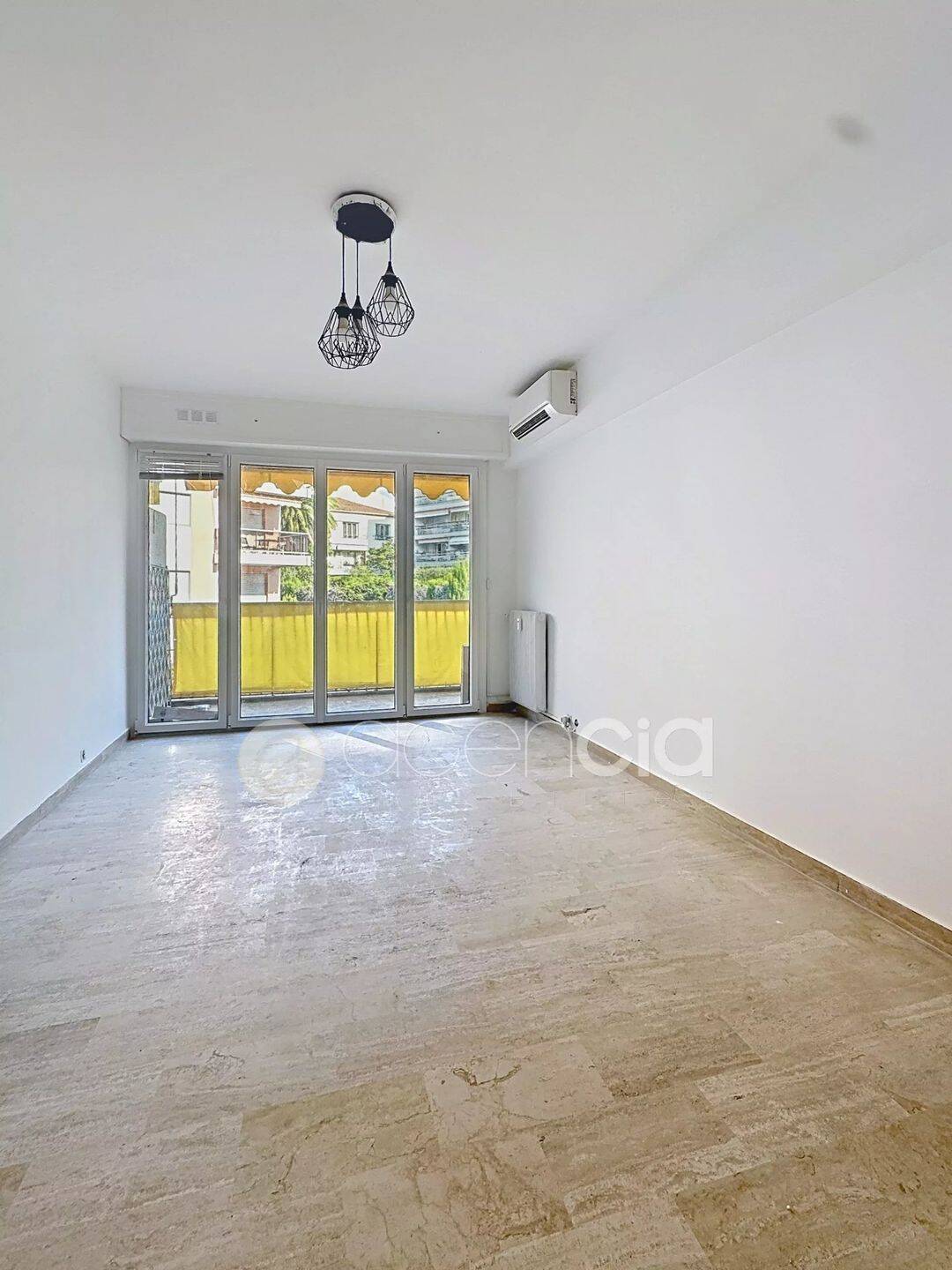 Appartement 2 pièces 50 m² · à Cannes · 50 m² · 1 050 €