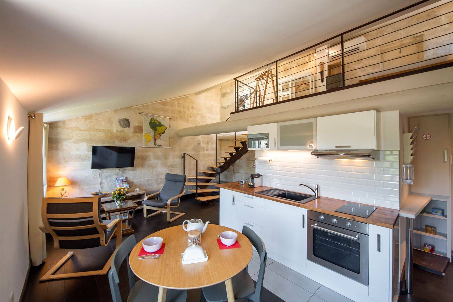 Appartement 2 pièces 35 m² · à Villeneuve-lès-Avignon · 35 m² · 715 €/mois