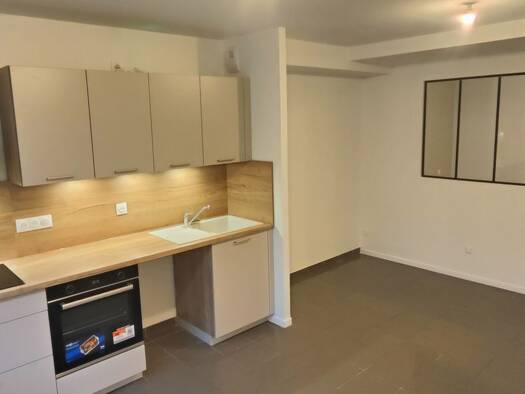 Appartement à louer 520 € 2 pièces 1 chambre 36 m² RDC Saint-Gonnery 56920