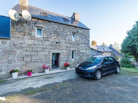 Maison à vendre 158 000 € 3 pièces 2 chambres 58 m² 3 245 m² de terrain Pédernec 22540