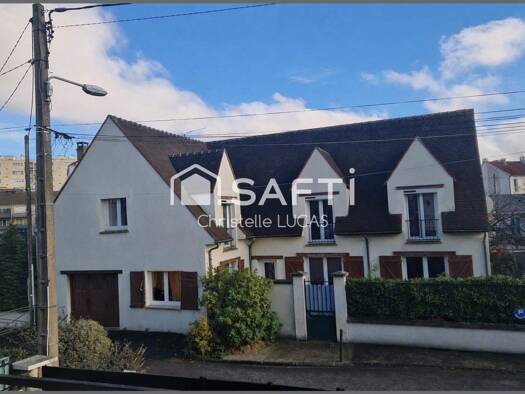 Maison à vendre 539 000 € 8 pièces 4 chambres 230 m² 405 m² de terrain Robert Schumann Neuilly-sur-Marne 93330