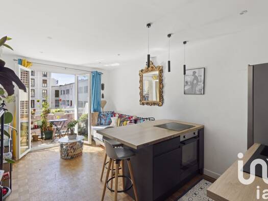 Appartement à vendre 272 000 € 3 pièces 2 chambres 44 m² Étage 4/7 Marseille 7ème arrondissement 13007