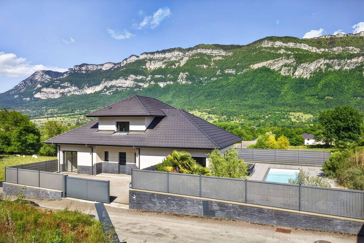 Maison 5 pièces 155 m² · à Sonnaz · 155 m² · 675 000 €