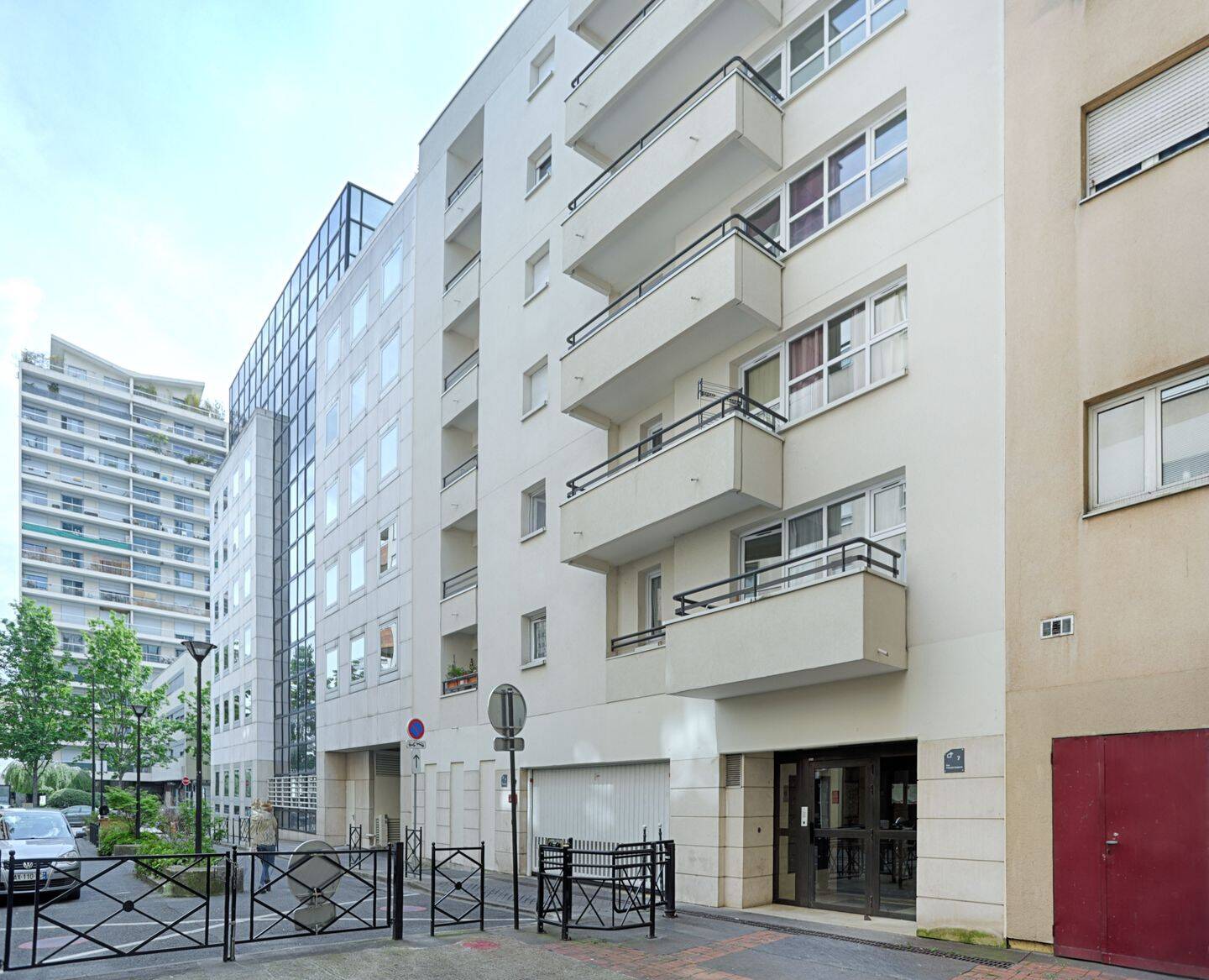 Appartement 3 pièces 65 m² · à Courbevoie · 64,9 m² · 1 403 €/mois