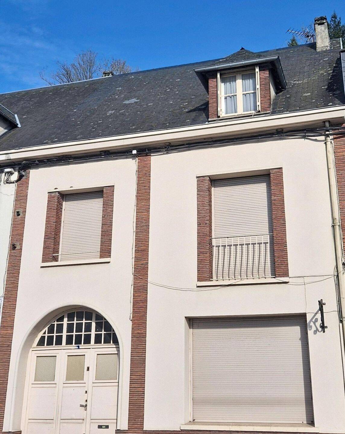 Maison 6 pièces 115 m² · à Montfort-sur-Risle · 115 m² · 133 000 €