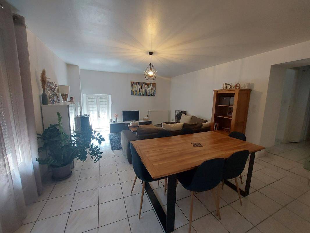 Appartement 2 pièces 80 m² · à Grenade · 80 m² · 730 €/mois