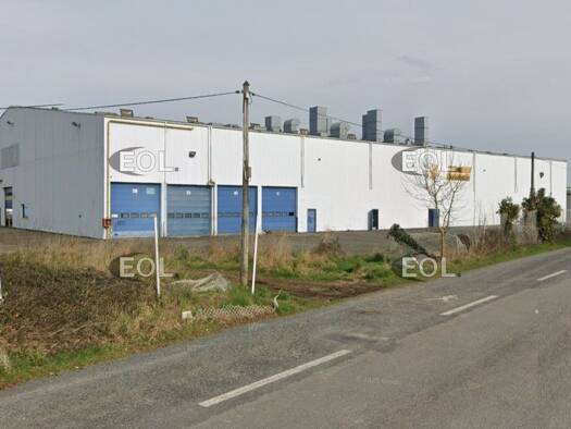 Entrepôt à vendre 1 800 000 € 4 302 m² d'espace de stockage Hors Agglomeration Nort-sur-Erdre 44390