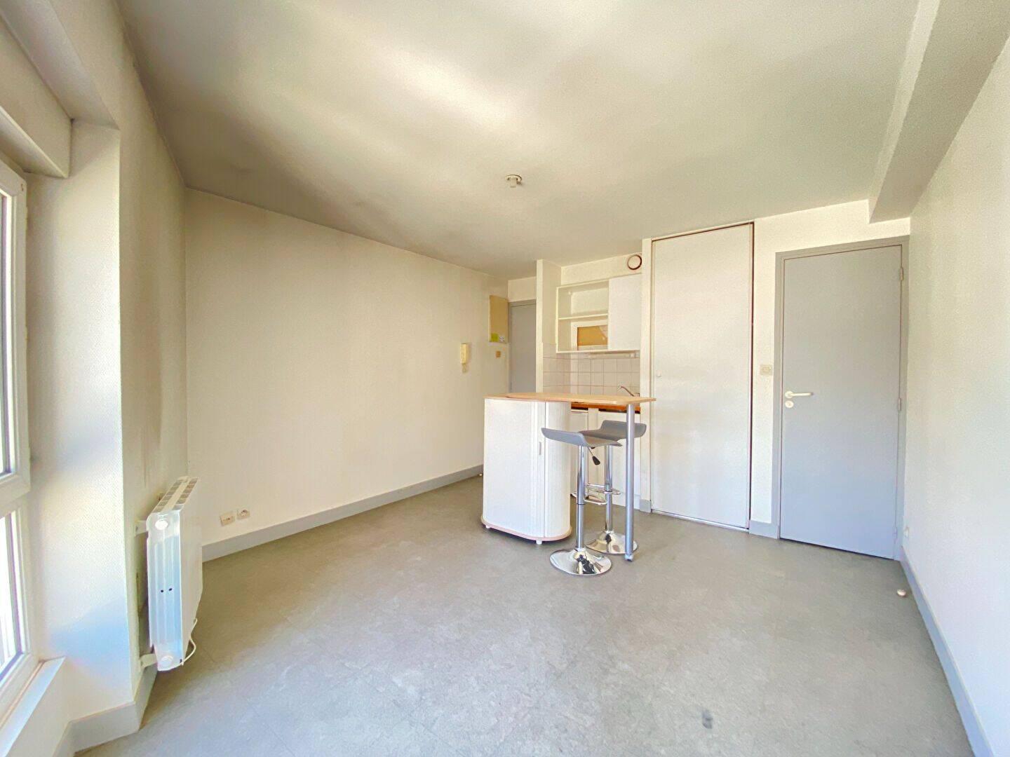 Appartement 2 pièces 27 m² · à Poitiers · 27,3 m² · 500 €
