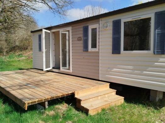 Propriété de loisirs à vendre 26 400 € 150 m² de terrain Jouillat 23220