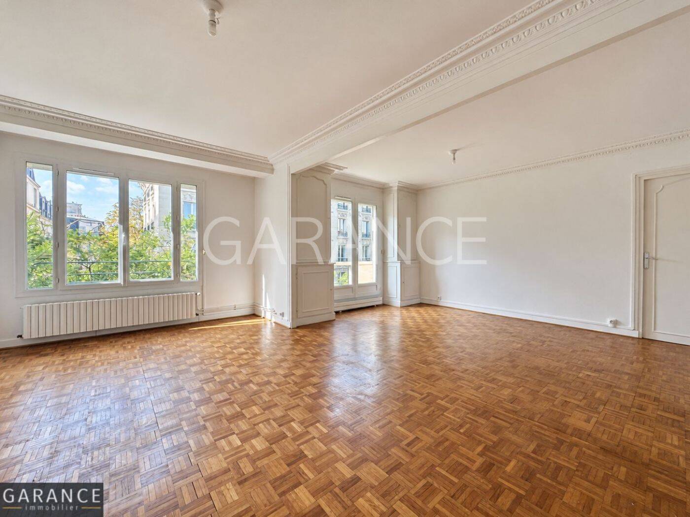 Appartement 4 pièces 81 m² · à Paris 14ème Arrondissement · 80,6 m² · 2 400 €/mois