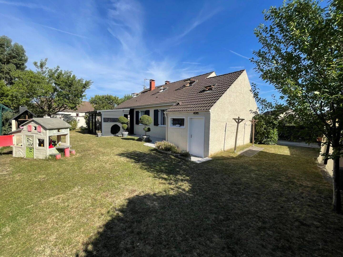 Maison 6 pièces 120 m² · à Courtry · 120 m² · 437 000 €
